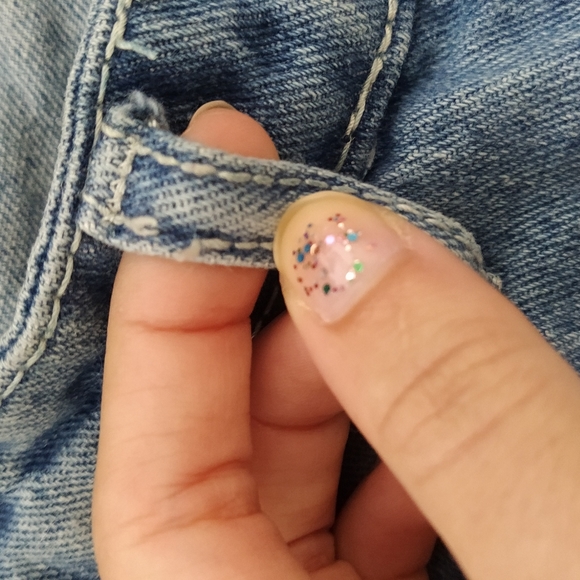 Light Wash High Waist Retro Mom Jeans - Size 27 or S/M - Picture 5 of 11